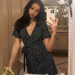 New with tags: Vero Moda Black and White Polka Dot Mini Ruffle Wrap Dress